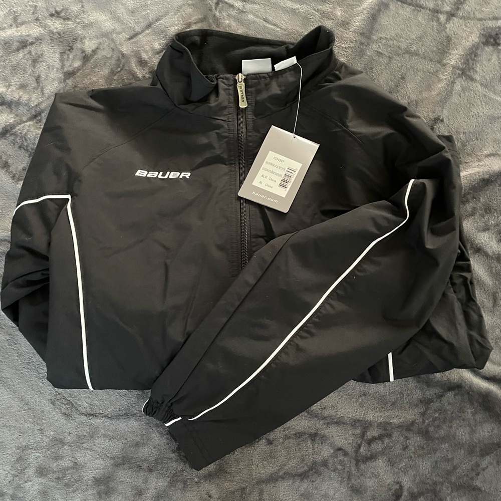 Bauer youth XL jacket in black brand new